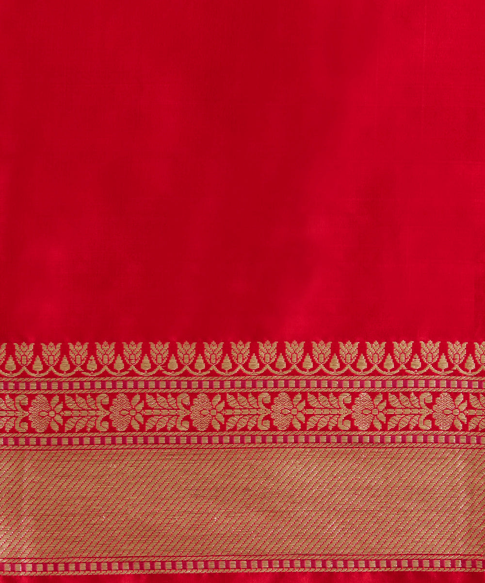 Red_Handloom_Pure_Katan_Silk_Banarasi_Saree_With_Meenakari_Floral_Jaal_WeaverStory_05