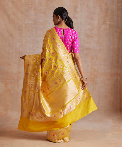 Handloom_Yellow_Pure_Katan_Silk_Banarasi_Saree_With_Meenakari_Floral_Jaal_WeaverStory_03