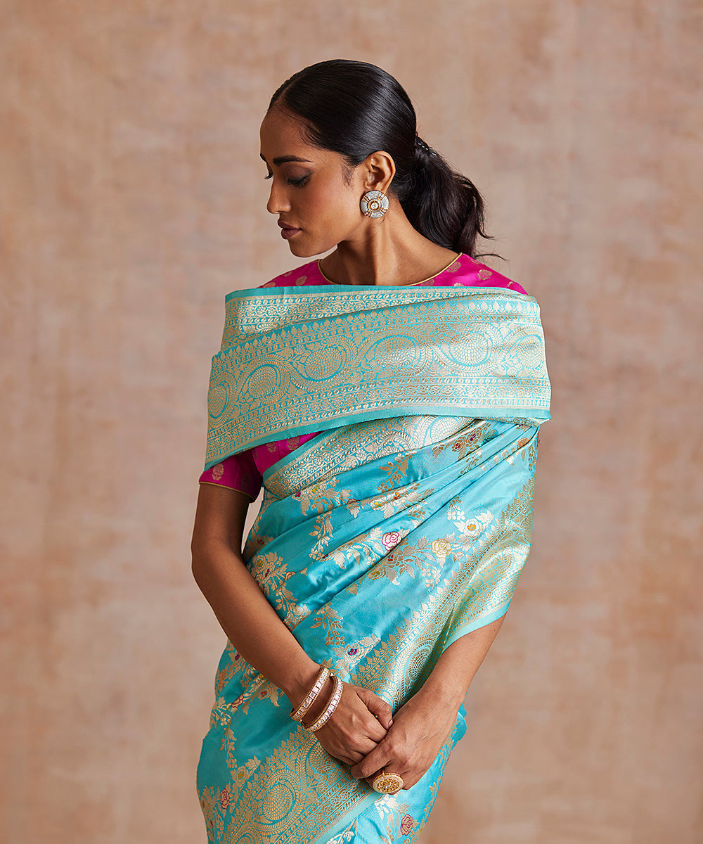 Sky_Blue_Handloom_Pure_Katan_Silk_Banarasi_Saree_With_Meenakari_Floral_Jaal_WeaverStory_01