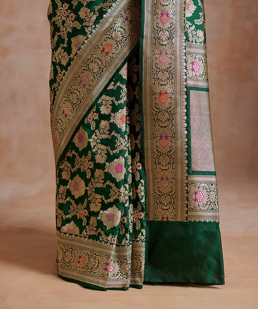 Handloom_Green_Pure_Katan_Silk_Banarasi_Saree_With_Meenakari_Floral_Jaal_WeaverStory_04