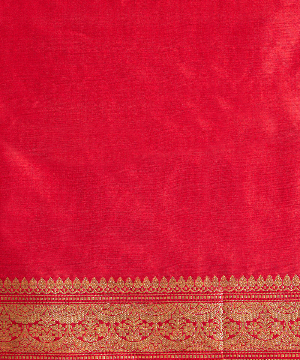 Red_And_Pink_Dual_Tone_Pure_Katan_Silk_Banarasi_Saree_With_Kadhwa_Weave_WeaverStory_05