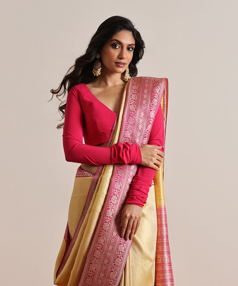 Yellow_Handloom_Pure_Katan_Silk_Kimkhab_Banarasi_Saree_With_Kadhiyal_Pink_And_Gold_Border_WeaverStory_01