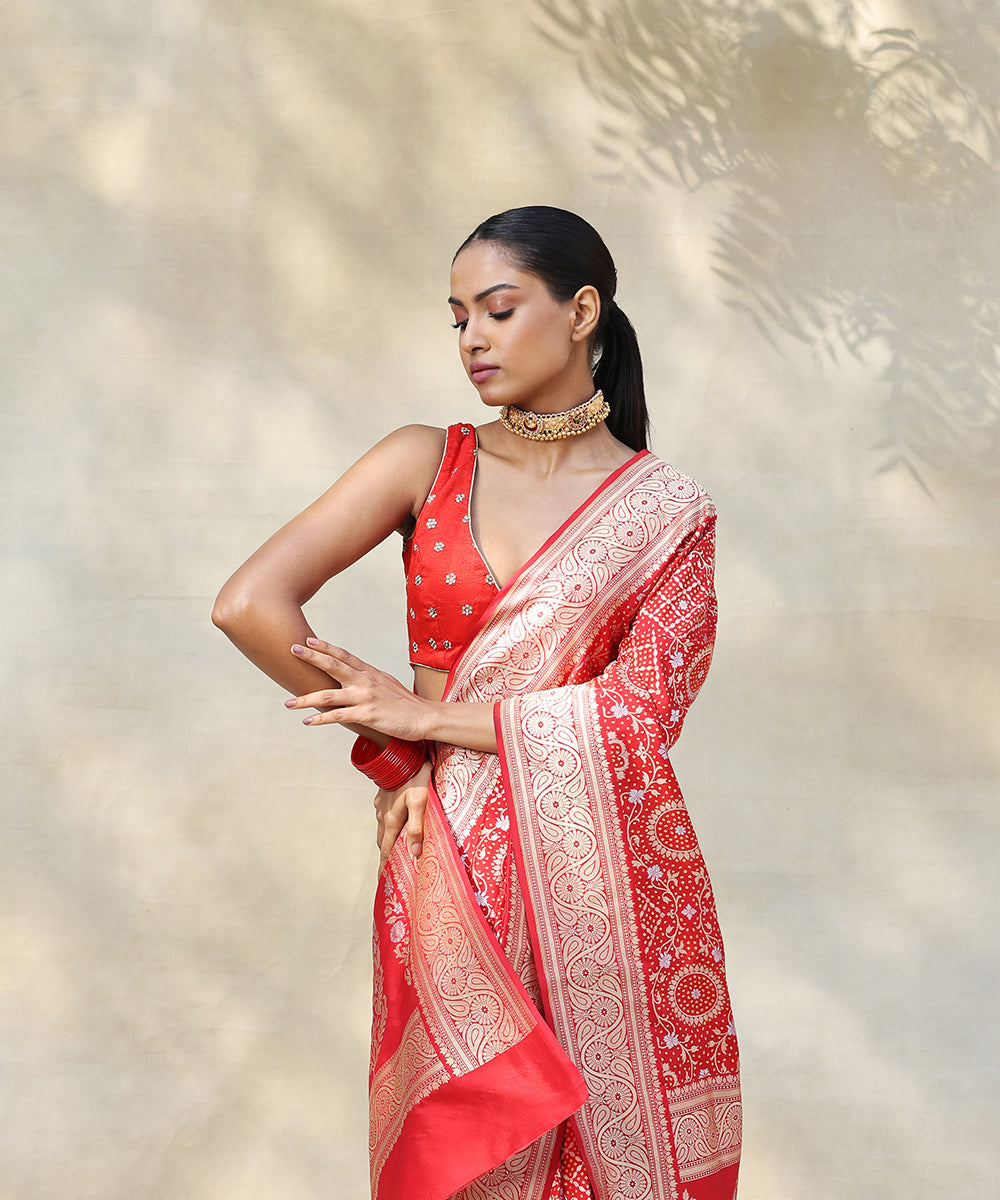 Handloom_Red_Pure_Katan_Silk_Banarasi_Saree_With_All_Over_Sona_Rupa_Zari_Jaal_WeaverStory_01