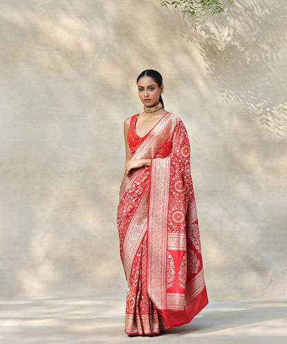 Handloom_Red_Pure_Katan_Silk_Banarasi_Saree_With_All_Over_Sona_Rupa_Zari_Jaal_WeaverStory_02