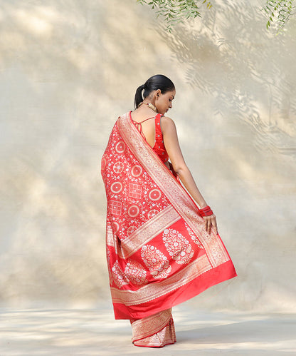 Handloom_Red_Pure_Katan_Silk_Banarasi_Saree_With_All_Over_Sona_Rupa_Zari_Jaal_WeaverStory_03