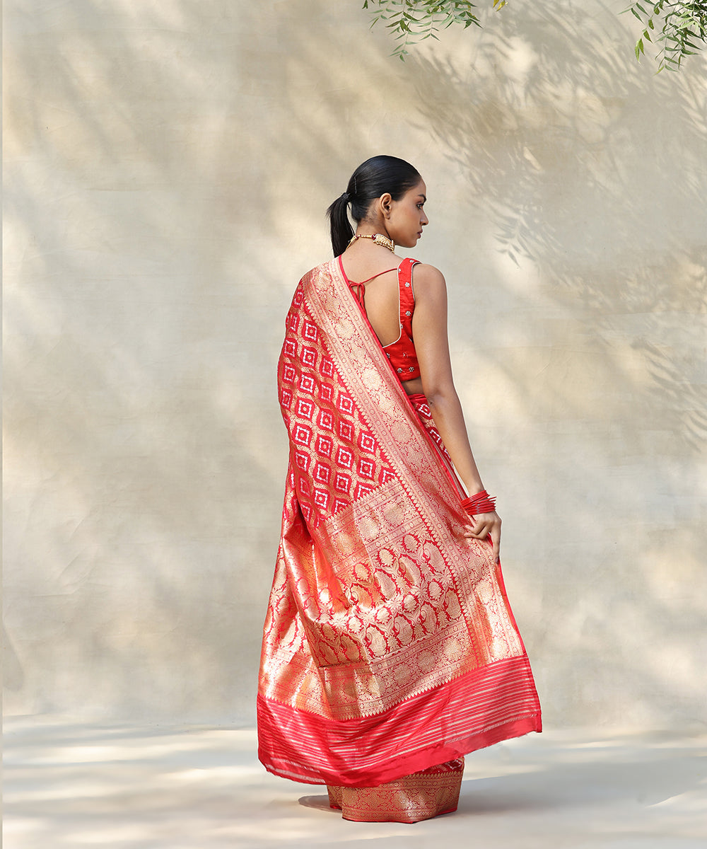 Red_Handloom_Pure_Katan_Silk_Banarasi_Saree_With_All_Over_Sona_Rupa_Zari_Jaal_WeaverStory_03