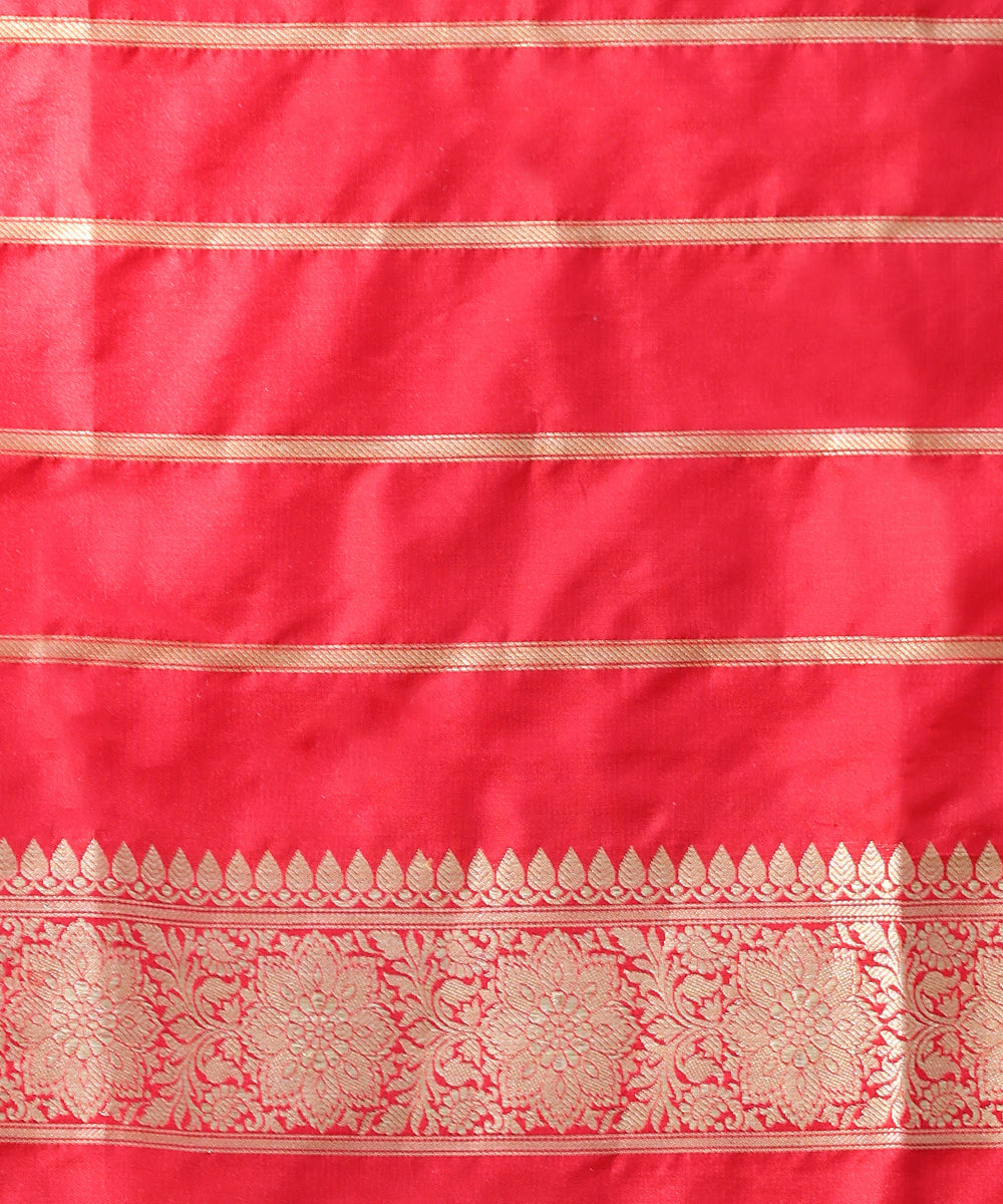 Red_Handloom_Pure_Katan_Silk_Banarasi_Saree_With_All_Over_Sona_Rupa_Zari_Jaal_WeaverStory_05