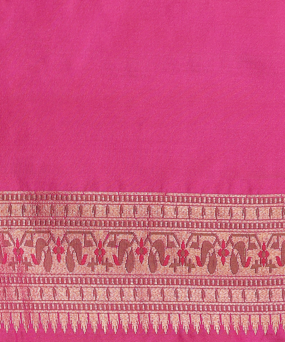 Handloom_Old_Rose_Pink_Pure_Katan_Silk_Banarasi_Saree_With_Pink_And_Gold_Paithani_Border_WeaverStory_05