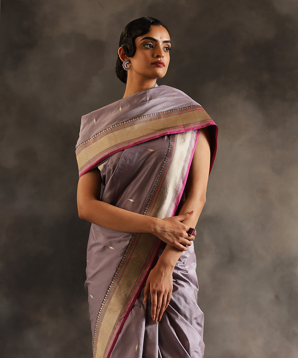 Mauve_Handloom_Pure_Katan_Silk_Banarasi_Saree_With_Kadhwa_Booti_And_Gold_Zari_Border_WeaverStory_01