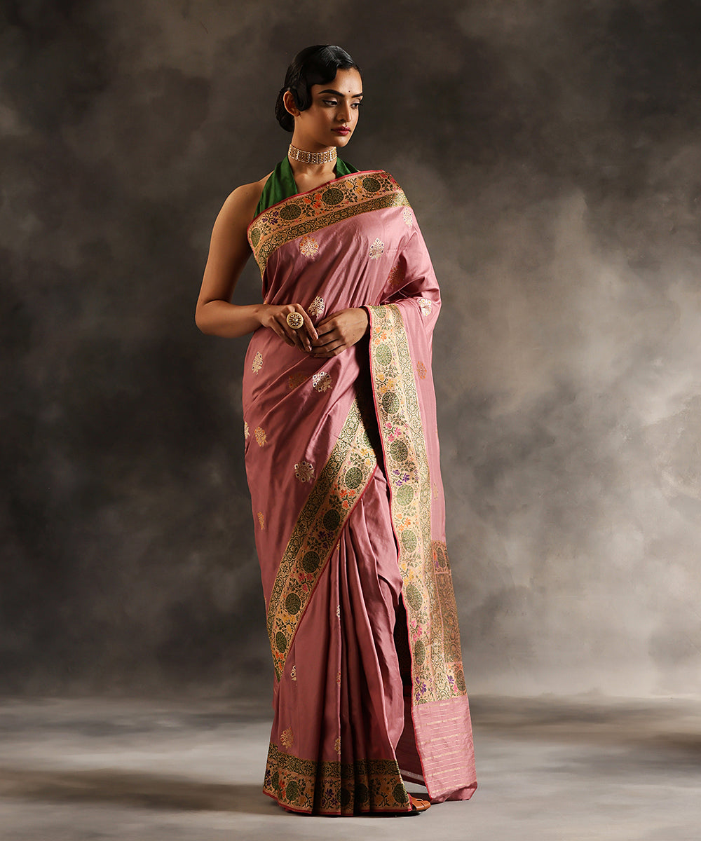 Old_Rose_Pink_Handloom_Pure_Katan_Silk_Banarasi_Saree_With_Kadhwa_Booti_And_Meenakari_Border_WeaverStory_02