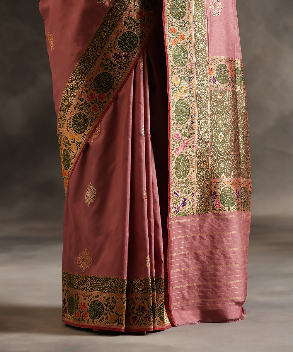 Old_Rose_Pink_Handloom_Pure_Katan_Silk_Banarasi_Saree_With_Kadhwa_Booti_And_Meenakari_Border_WeaverStory_04