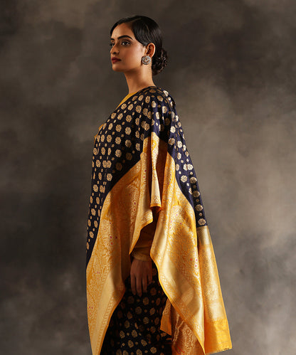 Navy_Blue_Handloom_Pure_Katan_Silk_Banarasi_Saree_With_Traditional_Motifs_And_Yellow_Contrast_Border_WeaverStory_01