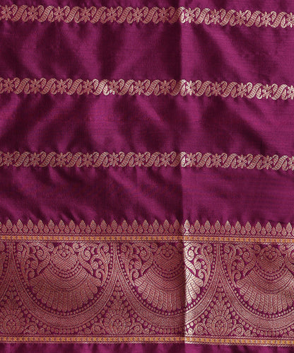 Handloom_Red_Pure_Katan_Silk_Banarasi_Saree_With_All_Over_Zari_Jaal_And_Purple_Meenakari_Border_WeaverStory_05