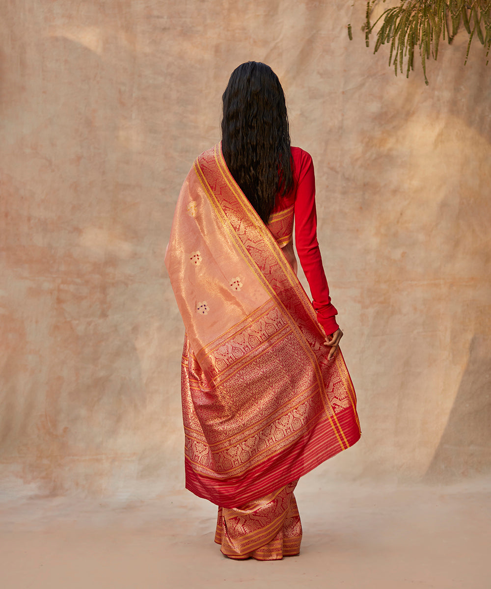 Handloom_Peach_Pure_Tissue_Silk_Banarasi_Saree_With_Red_Kadhwa_Border_WeaverStory_03