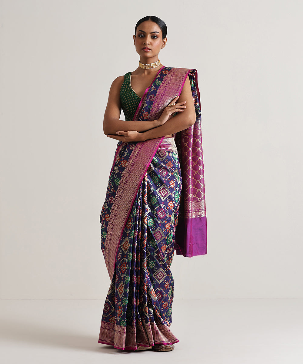 Navy_Dual_Tone_Handloom_Pure_Katan_Silk_Banarasi_Patola_Saree_With_Magenta_Border_WeaverStory_02