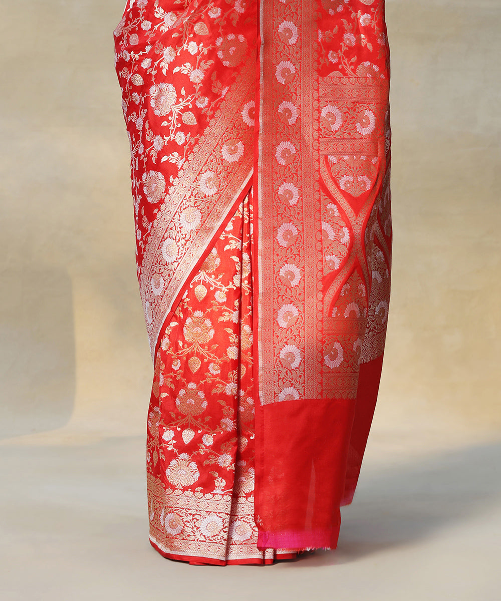 Handloom_Red_Pure_Katan_Silk_Banarasi_Saree_With_Cutwork_Jaal_WeaverStory_04