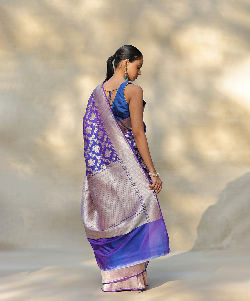 Handloom_Ink_Blue_Pure_Katan_Silk_Banarasi_Saree_With_Golden_Jaal_WeaverStory_03