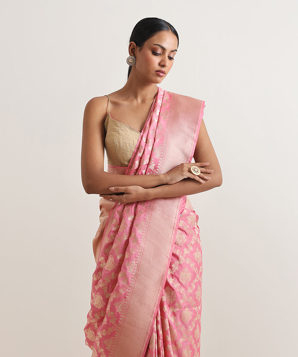 Handloom_Blush_Pink_Pure_Katan_Silk_Banarasi_Saree_With_Cutwork_Jaal_WeaverStory_01