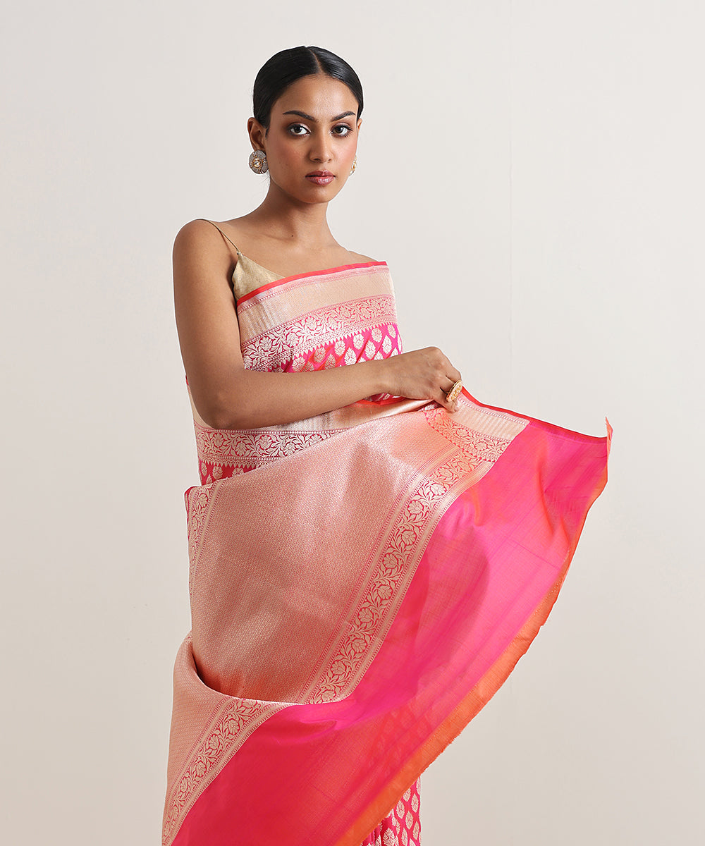 Rani_Pink_Double_Shade_Handloom_Pure_Katan_Silk_Banarasi_Saree_With_Zari_Golden_Booti_WeaverStory_01