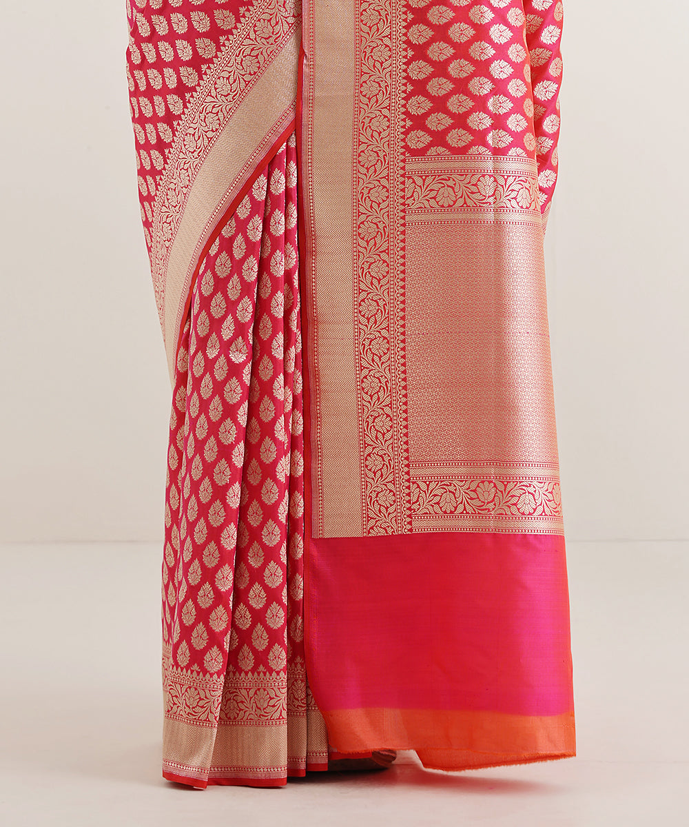 Rani_Pink_Double_Shade_Handloom_Pure_Katan_Silk_Banarasi_Saree_With_Zari_Golden_Booti_WeaverStory_04