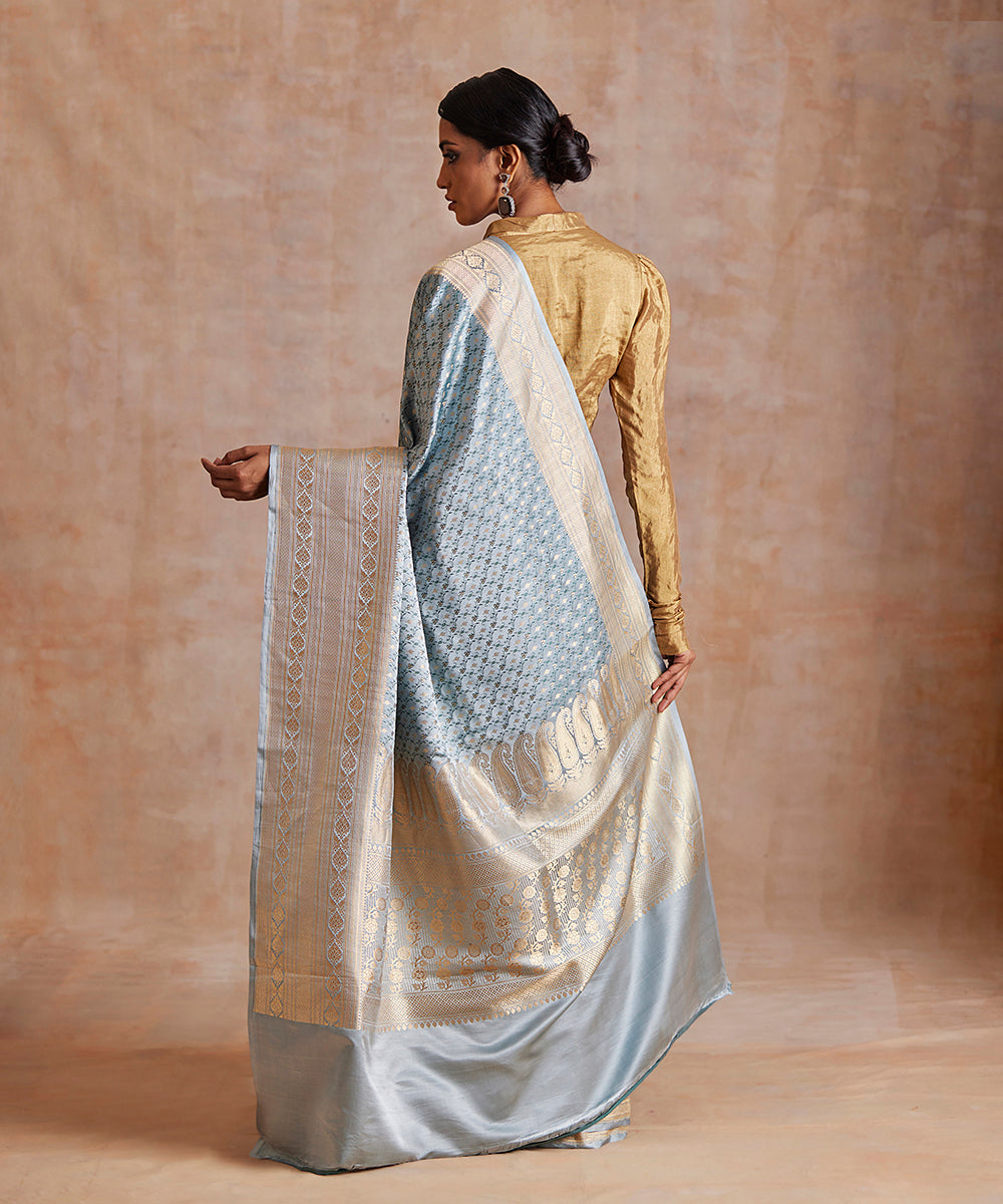 Pastel_Grey_Handloom_Pure_Satin_Silk_Tanchoi_Banarasi_Saree_WeaverStory_03