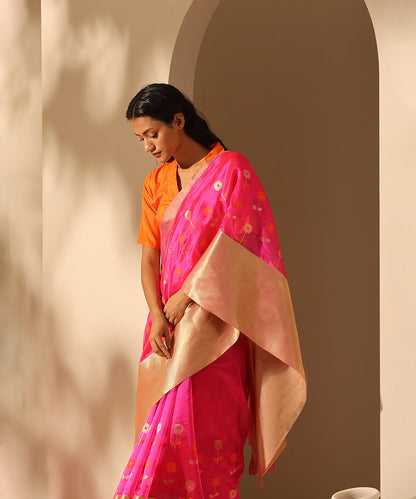 Hot_Pink_Handloom_Pure_Chanderi_Saree_With_Dopatti_Booti_And_Nakshi_Border_WeaverStory_01