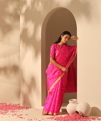 Handloom_Rani_Pink_Pure_Chanderi_Saree_With_Sona_Rupa_Booti_And_Tissue_Border_WeaverStory_02