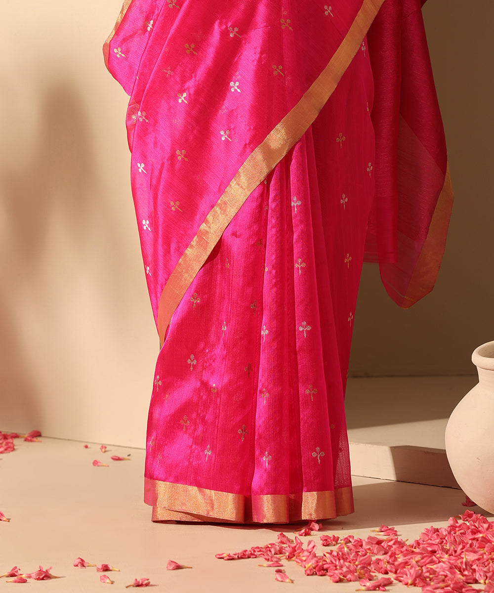 Handloom_Rani_Pink_Pure_Chanderi_Saree_With_Sona_Rupa_Booti_And_Tissue_Border_WeaverStory_04