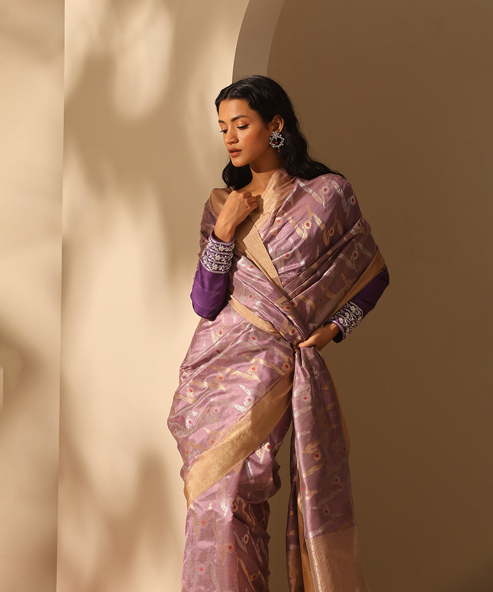 Lavender_Handloom_Pure_Chanderi_Silk_Saree_With_All_Over_Sona_Rupa_Meena_Jaal_And_Tissue_Border_WeaverStory_01