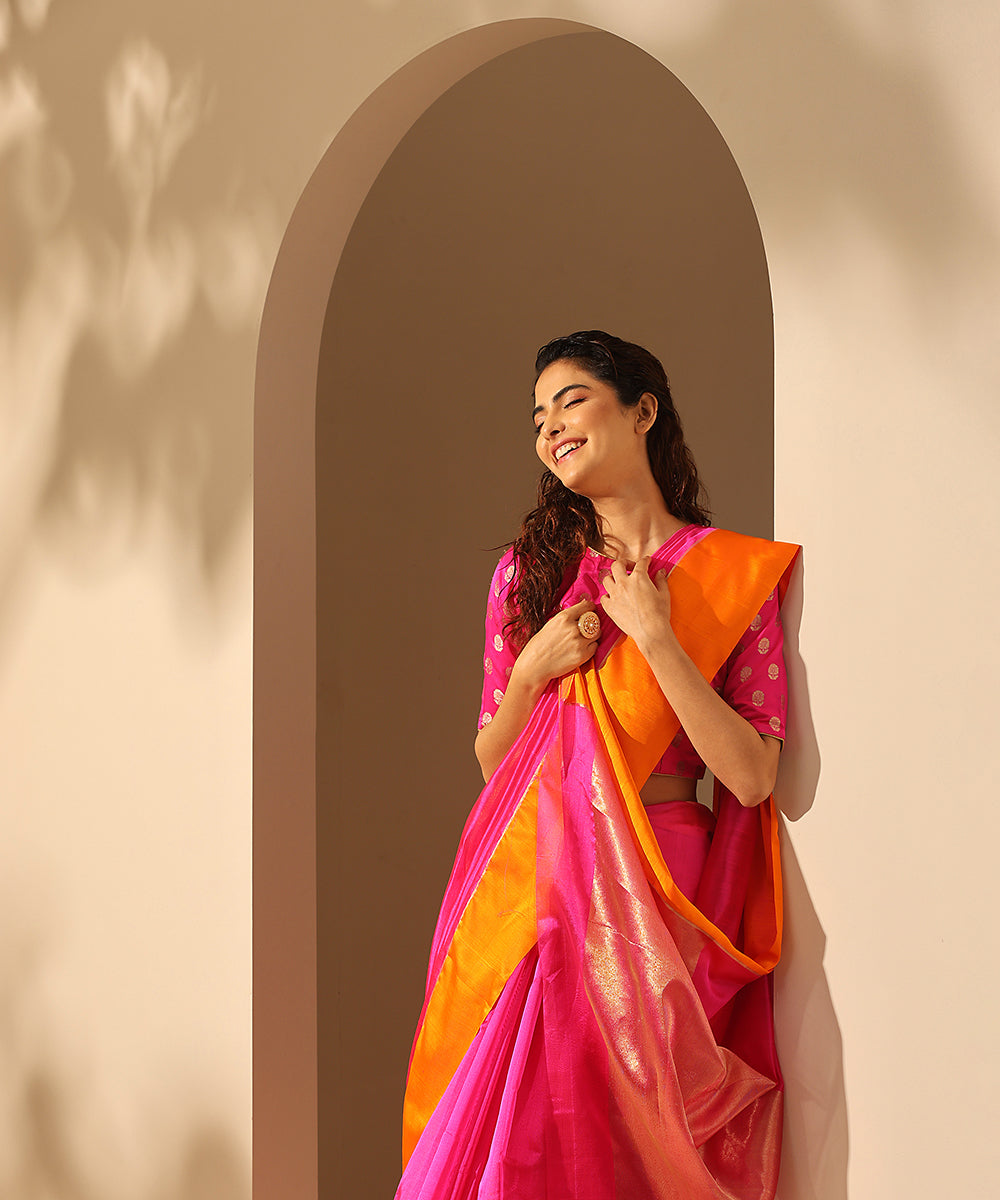 Handloom_Rani_Pink_Pure_Chanderi_Silk_Saree_With_Orange_Mashroo_Border_WeaverStory_01