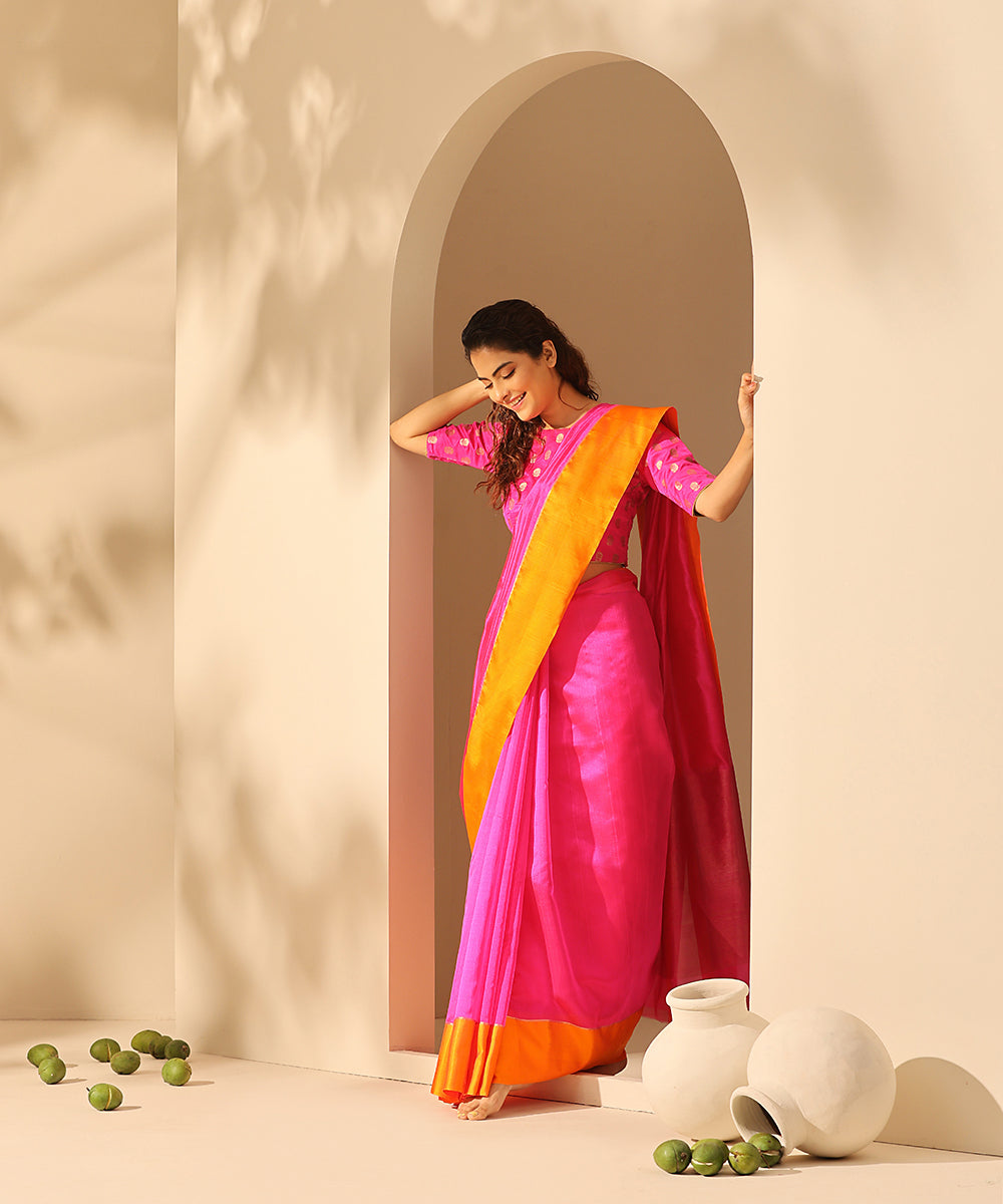 Handloom_Rani_Pink_Pure_Chanderi_Silk_Saree_With_Orange_Mashroo_Border_WeaverStory_02