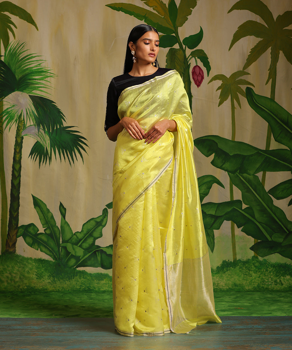 Neon_Yellow_Handloom_Pure_Chanderi_Silk_Saree_With_Triangle_Booti_WeaverStory_02
