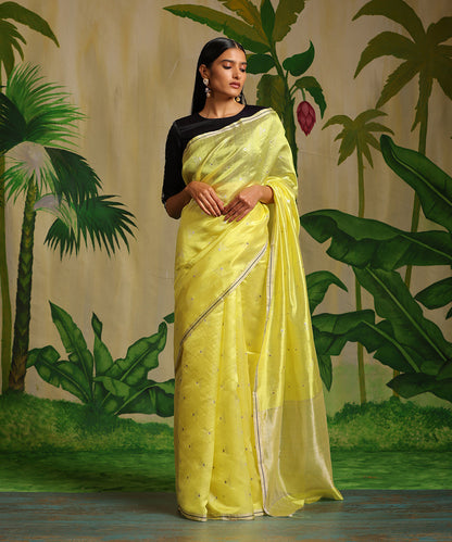 Neon_Yellow_Handloom_Pure_Chanderi_Silk_Saree_With_Triangle_Booti_WeaverStory_02