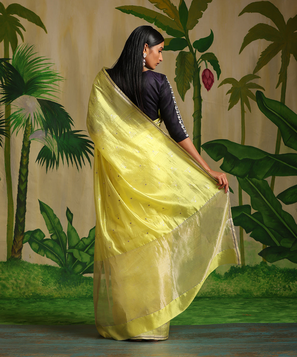 Neon_Yellow_Handloom_Pure_Chanderi_Silk_Saree_With_Triangle_Booti_WeaverStory_03