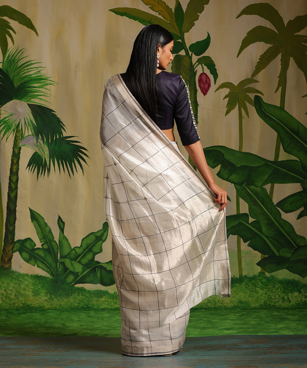 Off_White_Handloom_Pure_Chanderi_Silk_Saree_With_Big_Checks_And_Meena_Booti_WeaverStory_03