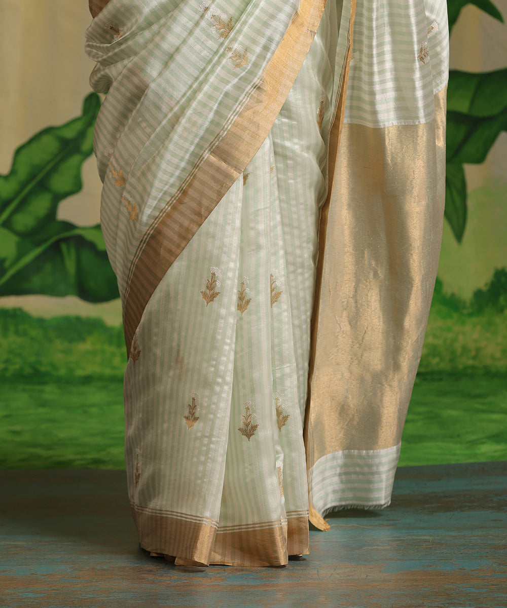 Pastel_Green_Handloom_Striped_Pure_Chanderi_Silk_Saree_With_Meena_Booti_WeaverStory_04