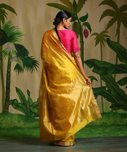 Mustard_Handloom_Pure_Chanderi_Silk_Saree_With_Floral_Booti_WeaverStory_03