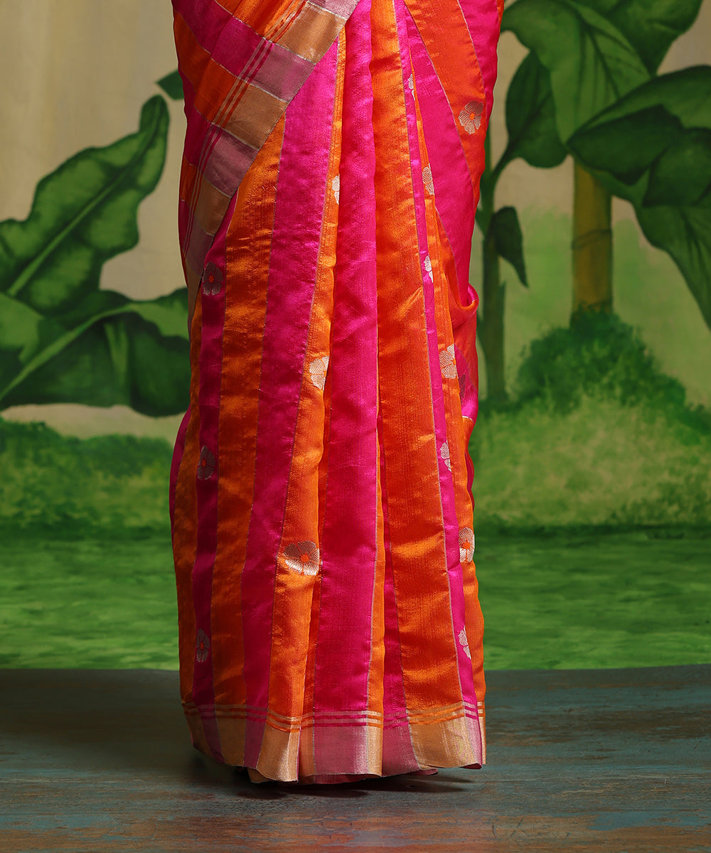 Orange_And_Rani_Handloom_Striped_Pure_Chanderi_Silk_Saree_With_5_Petal_Flower_Booti_WeaverStory_04