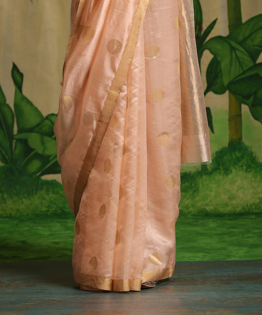 Pastel_Peach_Handloom_Pure_Chanderi_Silk_Saree_With_Moon_Booti_WeaverStory_04