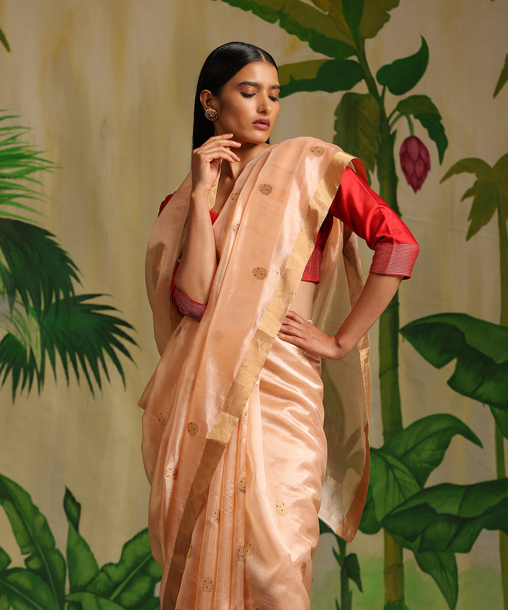 Light_Peach_Handloom_Pure_Chanderi_Silk_Saree_With_Meena_Booti_WeaverStory_01