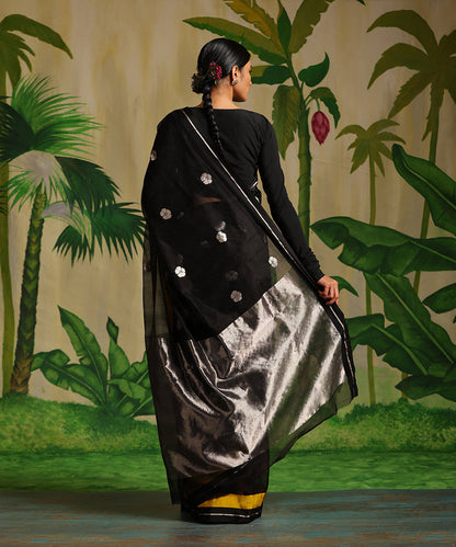 Handloom_Black_Pure_Cotton_Chanderi_Saree_With_5_Petal_Flower_Booti_WeaverStory_03