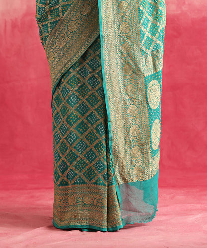 Handloom_Mint_Green_Pure_Georgette_Banarasi_Bandhej_Saree_With_All_Over_Cutwork_Jaal_WeaverStory_04