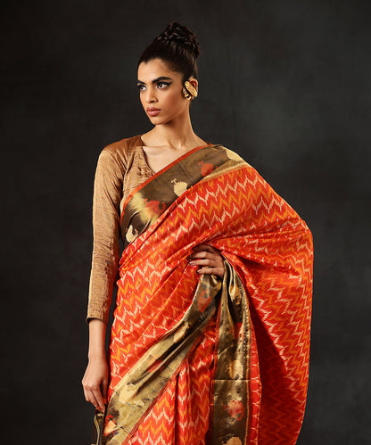Handloom_Orange_Double_Shade_Pure_Mulberry_Silk_Patola_Saree_With_Gold_Tissue_Border_WeaverStory_01