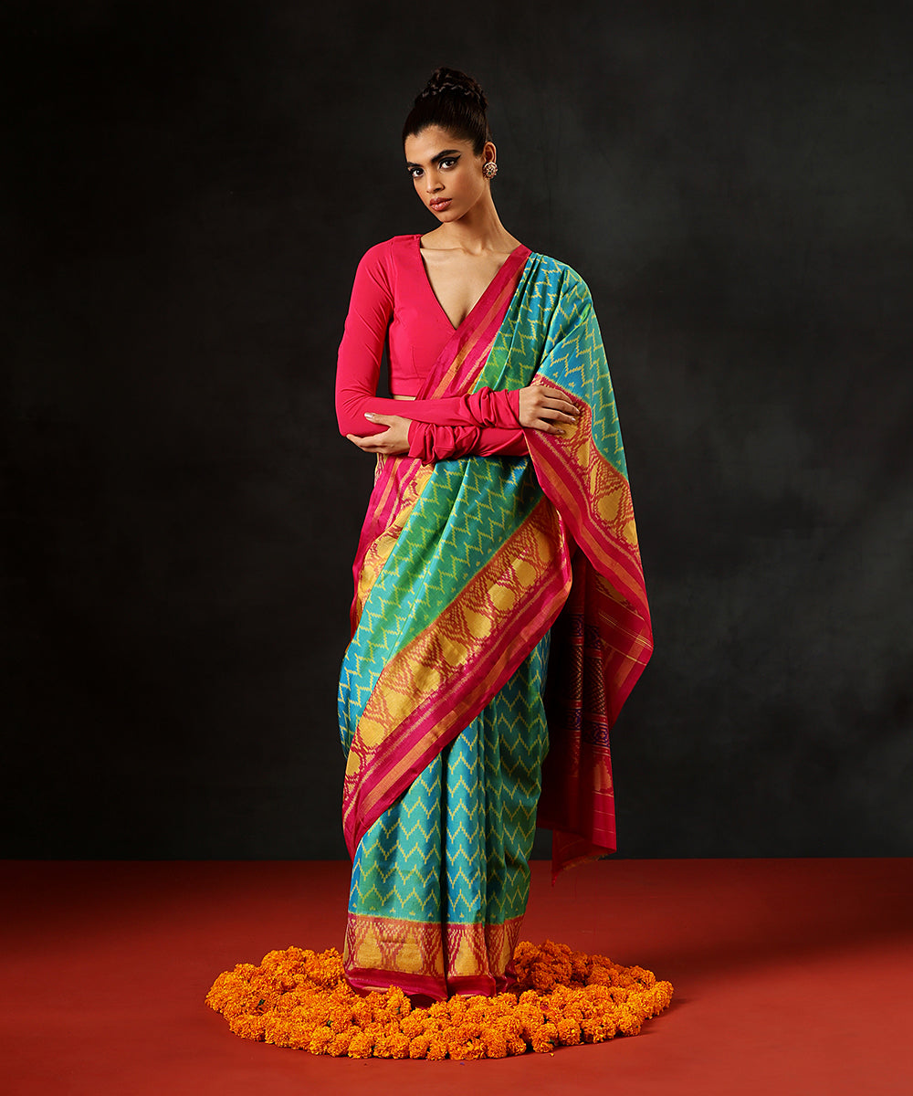 Handloom_Green_Double_Shade_Pure_Mulberry_Silk_Patola_Saree_With_Rani_Pink_Tissue_Border_WeaverStory_02