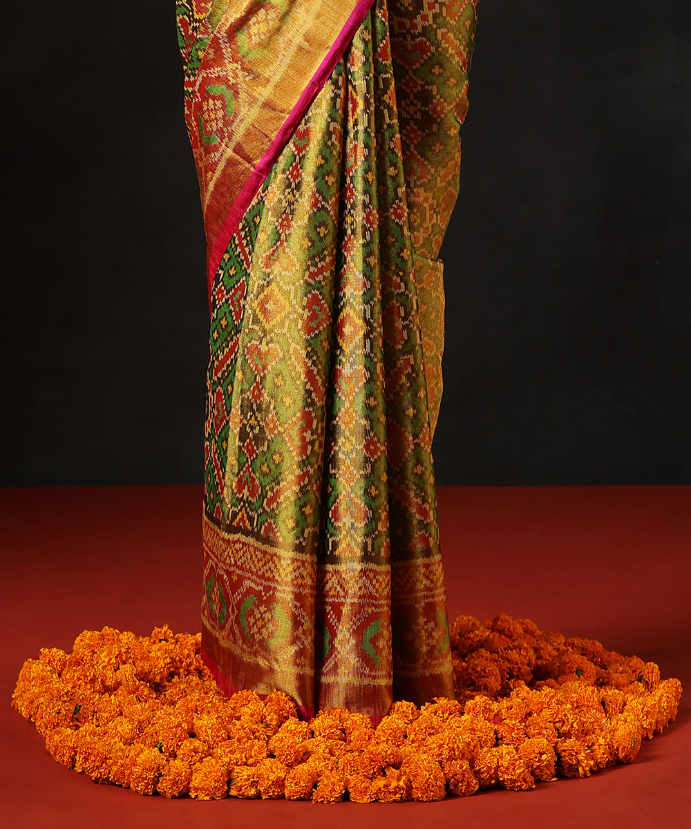 Mustard_And_Green_Handloom_Tissue_Silk_Patola_Saree_With_Pink_Tissue_Border_WeaverStory_04