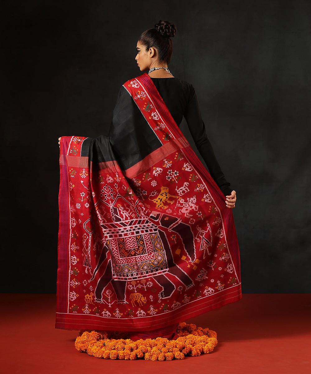 Black_HandloomPure_MulberrySilk_Single_Ikat_Patola_Saree_With_Maroon_Border_And_Pallu_With_Animal_Motifs_WeaverStory_03