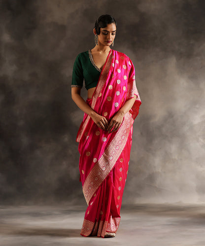 Handloom_Rani_Pink_Pure_Katan_Silk_Banarasi_Saree_With_Sona_Rupa_Kadhwa_Booti_WeaverStory_02