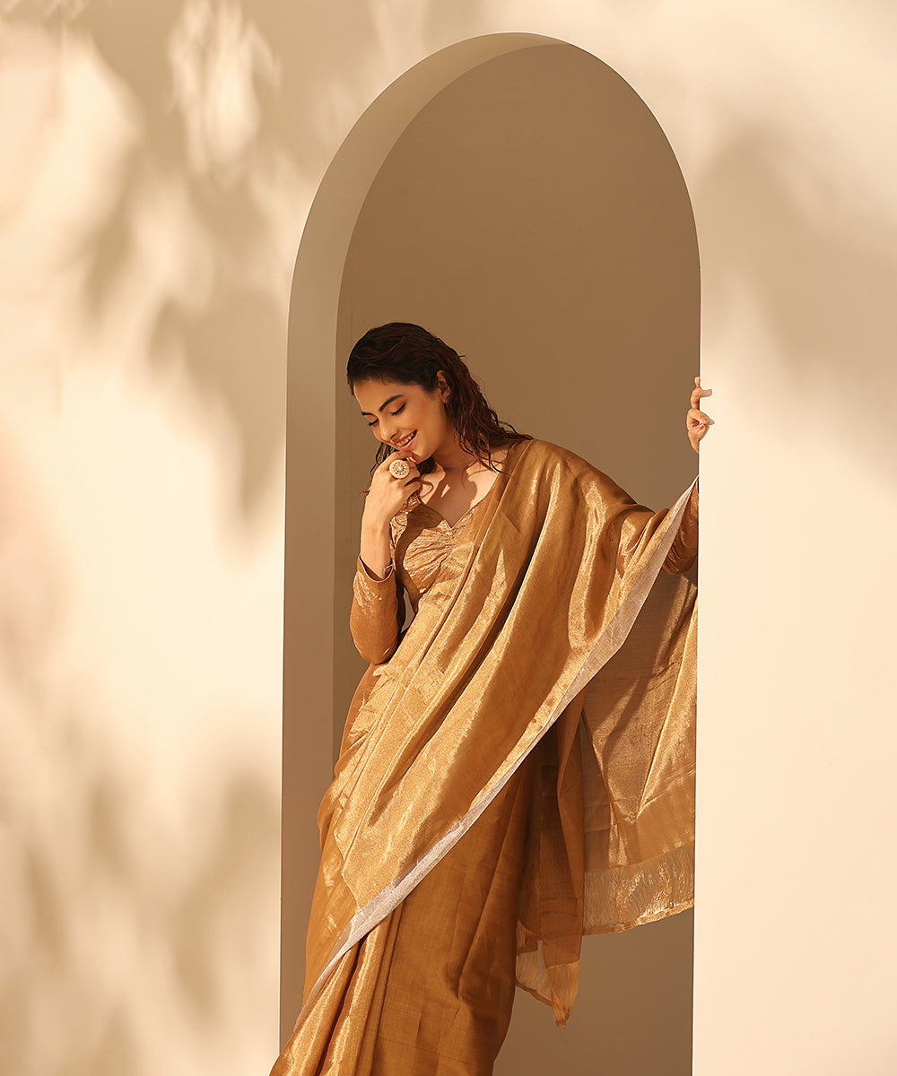 Handloom_Gold_Chanderi_Tissue_Silk_Saree_With_Grey_Border_WeaverStory_01