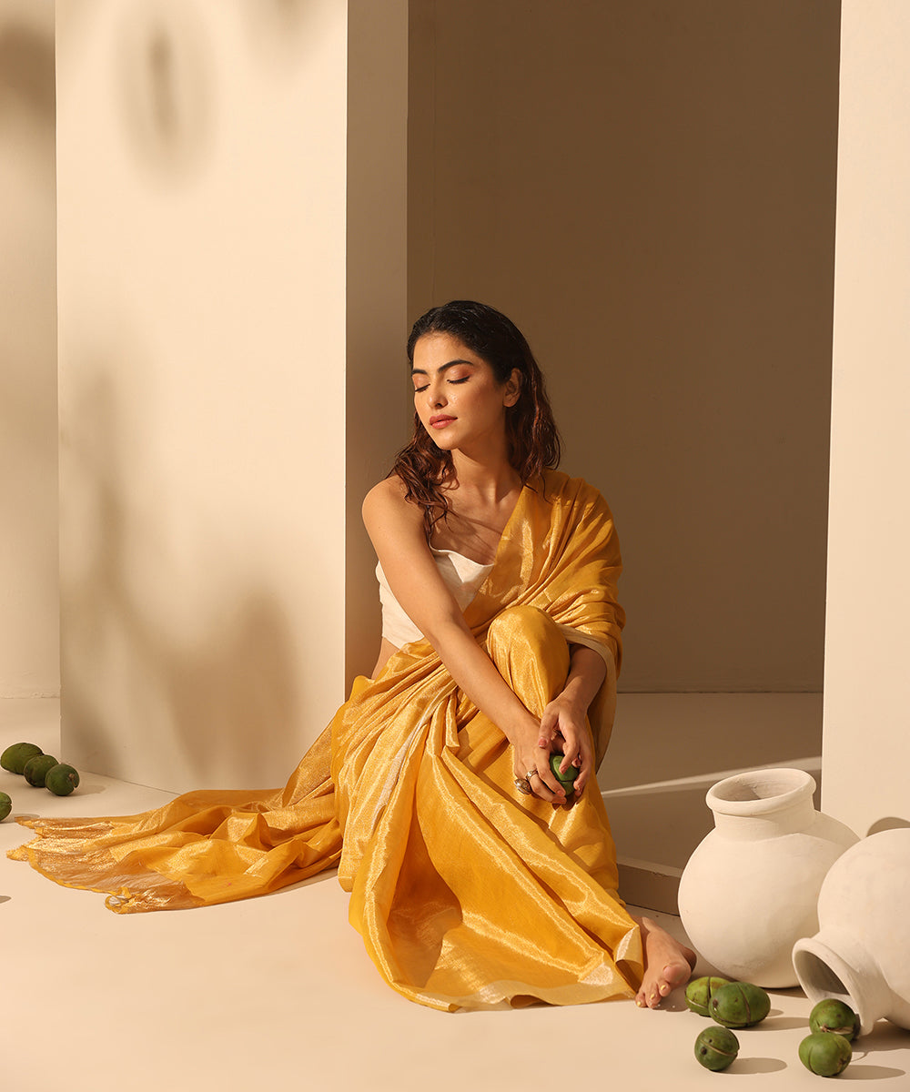 Yellow_And_Gold_Handloom_Chanderi_Tissue_Silk_Saree_With_Silver_Border_WeaverStory_01