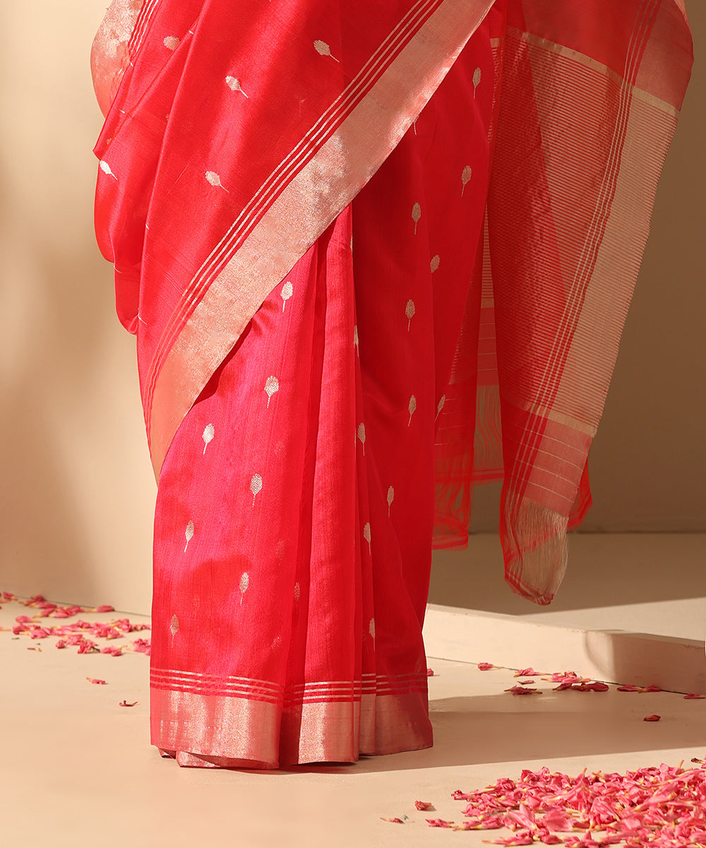 Handloom Red Pure Chanderi Silk Saree With Silver Zari Booti – WeaverStory